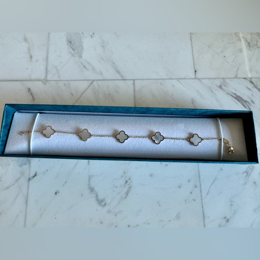 14K Yellow Gold Bracelet size 7inches
